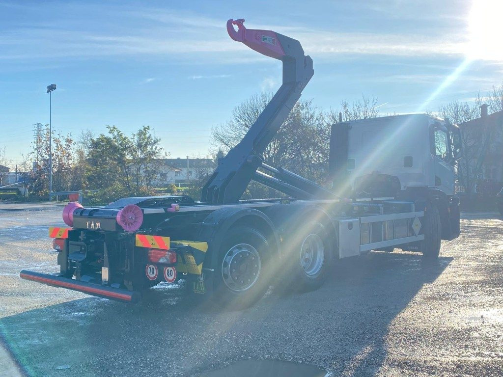 IVECO X-WAY AD280X48 NUOVO SCARRABILE PASSO 4500 - Гаковий мультиліфт вантажівка: фото 5 IVECO X-WAY AD280X48 NUOVO SCARRABILE PASSO 4500 - Гаковий мультиліфт вантажівка: фото 5