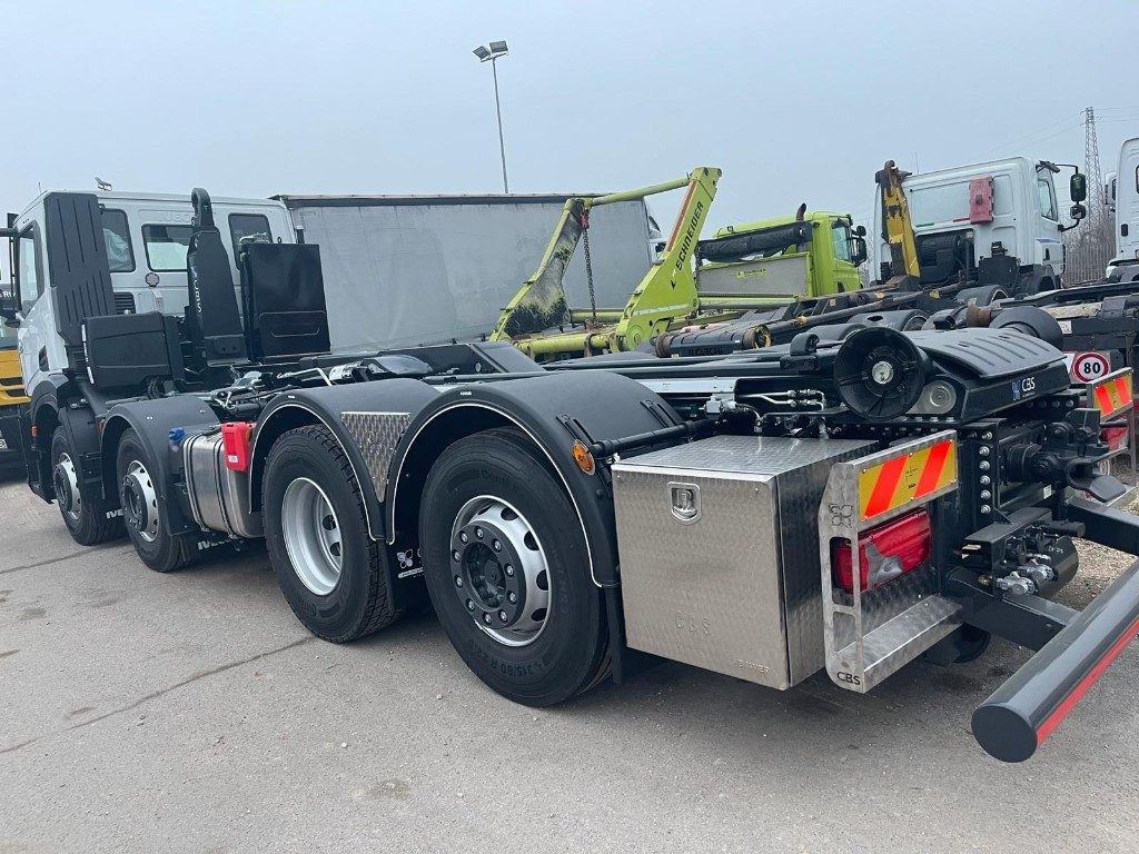 IVECO X-WAY AD350X480YPS SCARRABILE NUOVO - Гаковий мультиліфт вантажівка: фото 4 IVECO X-WAY AD350X480YPS SCARRABILE NUOVO - Гаковий мультиліфт вантажівка: фото 4