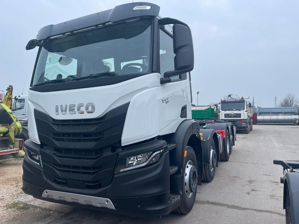 IVECO X-WAY AD350X480YPS SCARRABILE NUOVO - Гаковий мультиліфт вантажівка: фото 1 IVECO X-WAY AD350X480YPS SCARRABILE NUOVO - Гаковий мультиліфт вантажівка: фото 1