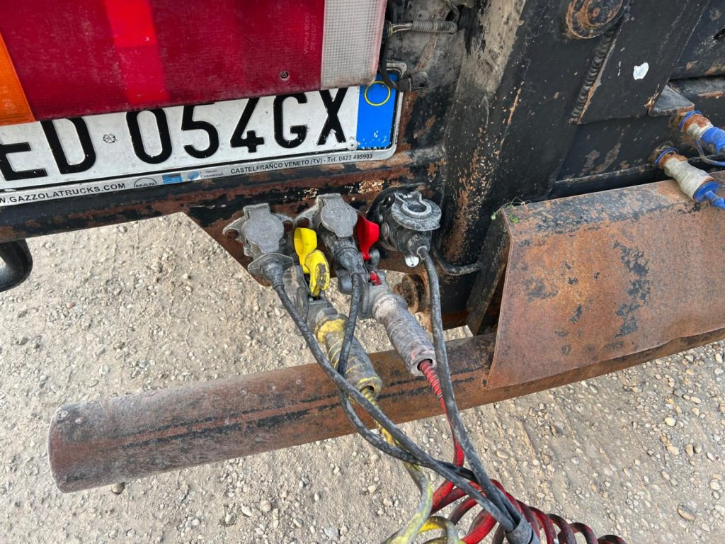 MAN TGX 26.440 SCARRABILE CON GRU - Гаковий мультиліфт вантажівка: фото 5 MAN TGX 26.440 SCARRABILE CON GRU - Гаковий мультиліфт вантажівка: фото 5