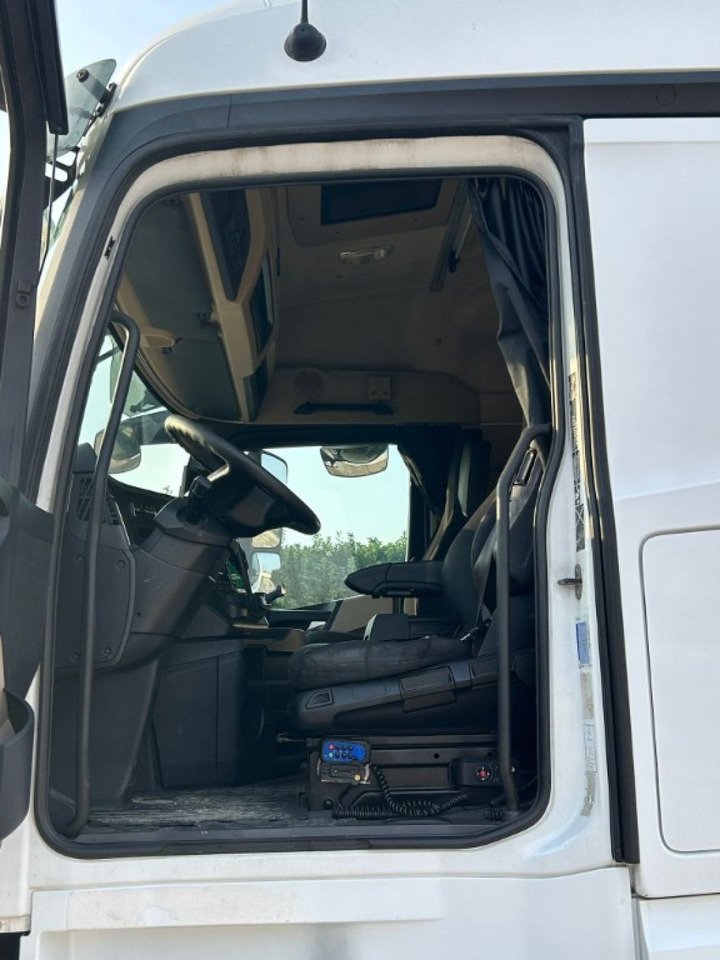 Гаковий мультиліфт вантажівка MERCEDES ACTROS 25.51 SCARRABILE: фото 9 Гаковий мультиліфт вантажівка MERCEDES ACTROS 25.51 SCARRABILE: фото 9