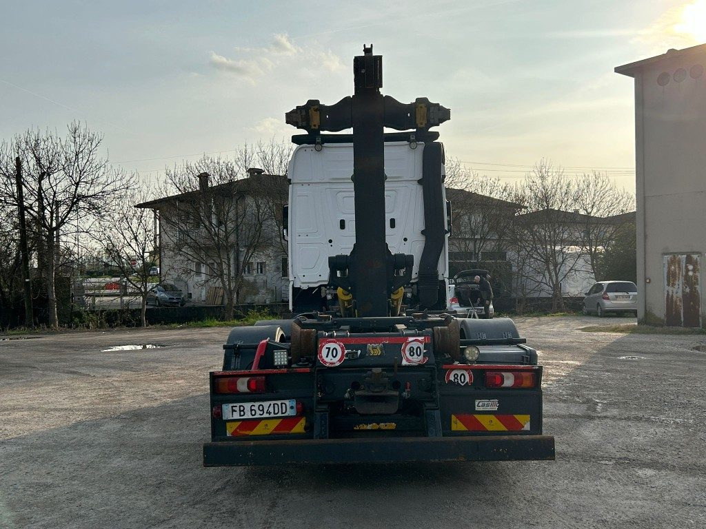 MERCEDES ACTROS 25.51 SCARRABILE - Гаковий мультиліфт вантажівка: фото 3 MERCEDES ACTROS 25.51 SCARRABILE - Гаковий мультиліфт вантажівка: фото 3