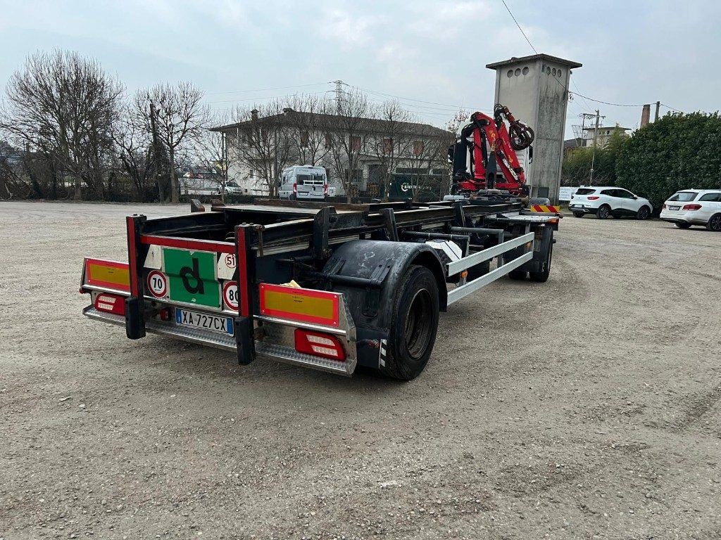 ZORZI RIMORCHIO SCARRABILE ZORZI 20R070 PNEUMATICO - Причіп мультиліфт/ Бункеровоз: фото 3 ZORZI RIMORCHIO SCARRABILE ZORZI 20R070 PNEUMATICO - Причіп мультиліфт/ Бункеровоз: фото 3