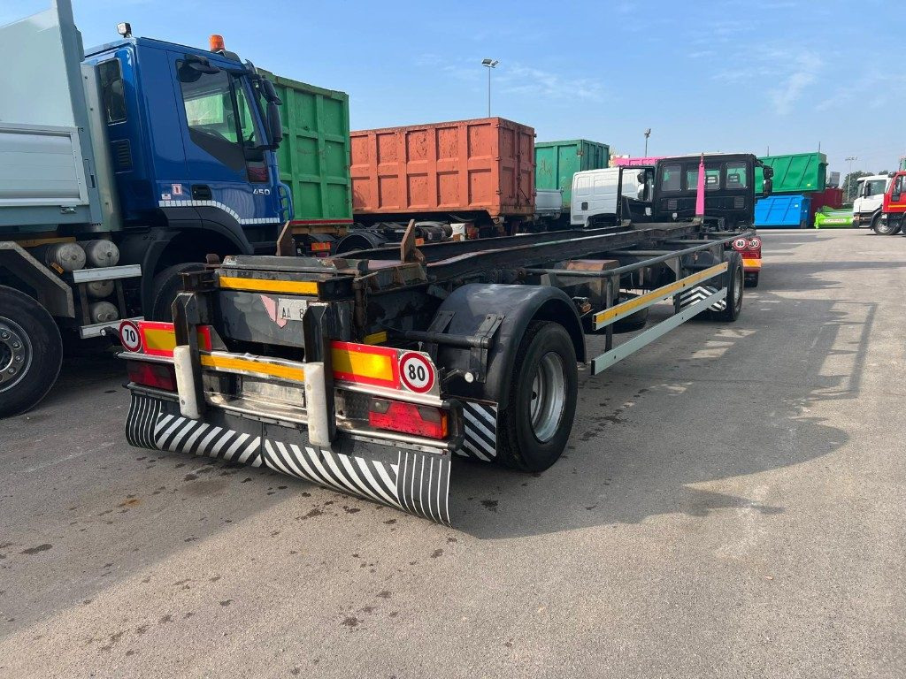 ZORZI RIMORCHIO ZORZI 20R075 SCARRABILE PNEUMATICO - Причіп мультиліфт/ Бункеровоз: фото 3 ZORZI RIMORCHIO ZORZI 20R075 SCARRABILE PNEUMATICO - Причіп мультиліфт/ Бункеровоз: фото 3