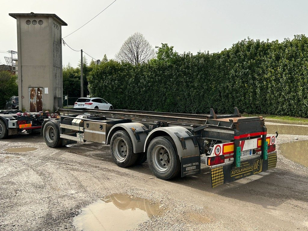 ZORZI RIMORCHIO ZORZI 26R070 SCARRABILE BALESTRATO - Причіп мультиліфт/ Бункеровоз: фото 5 ZORZI RIMORCHIO ZORZI 26R070 SCARRABILE BALESTRATO - Причіп мультиліфт/ Бункеровоз: фото 5