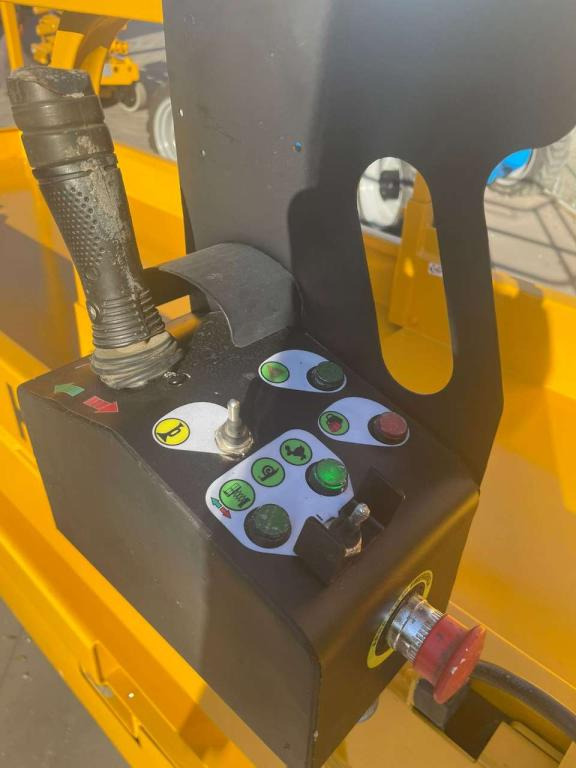 Haulotte COMPACT 8 - Ножичний підйомник: фото 4 Haulotte COMPACT 8 - Ножичний підйомник: фото 4