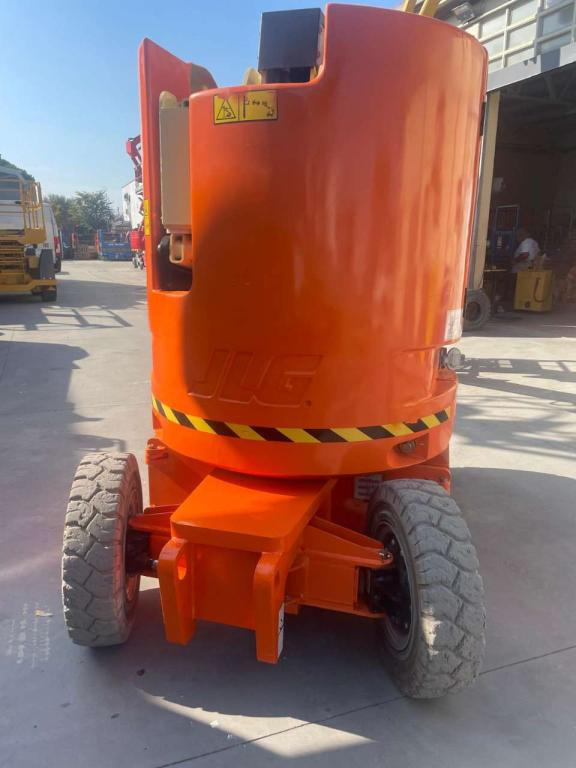 Колінчастий підйомник JLG E300AJP: фото 9 Колінчастий підйомник JLG E300AJP: фото 9