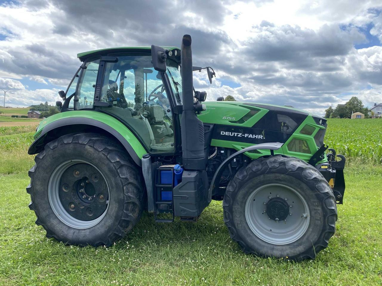 Deutz-Fahr 6155 Agrotron - Трактор: фото 2 Deutz-Fahr 6155 Agrotron - Трактор: фото 2