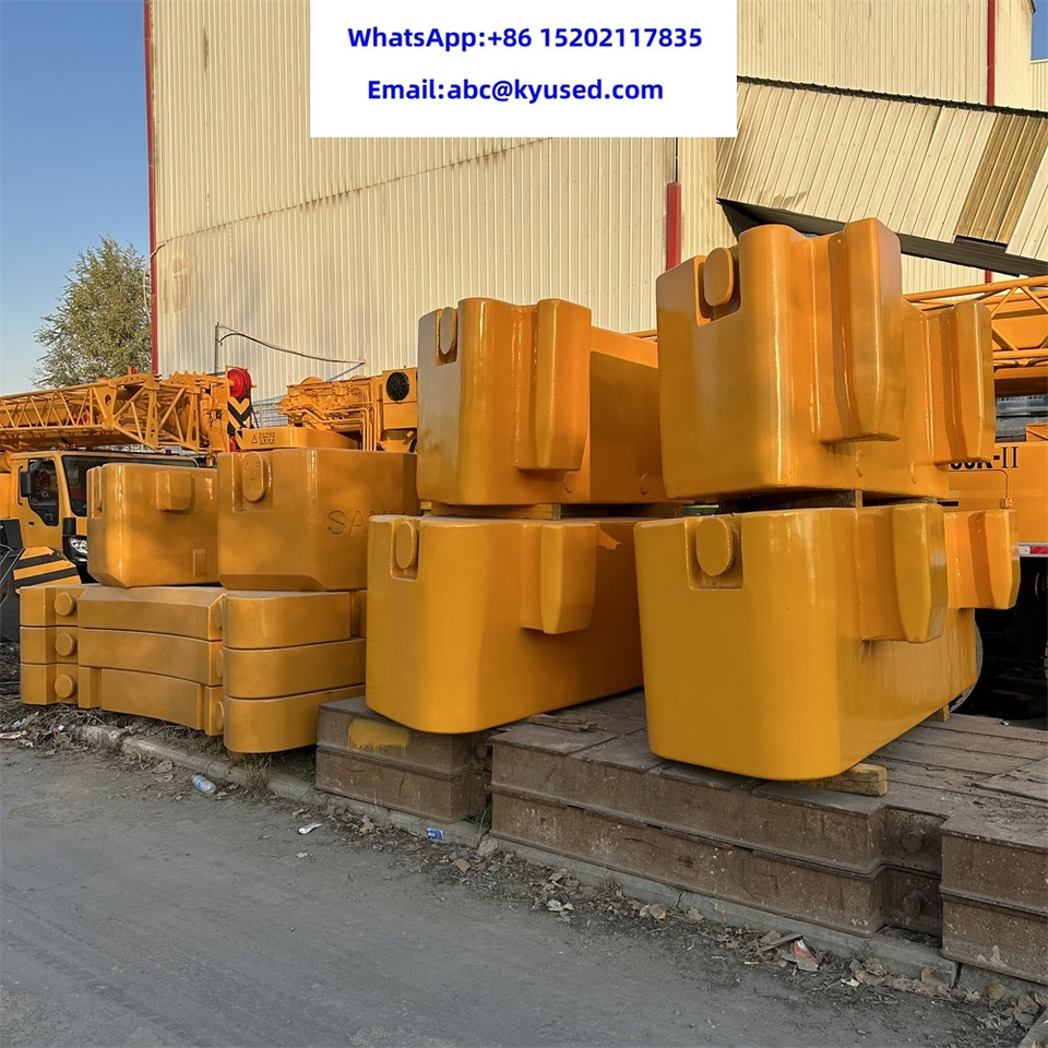 Автокран SANY STC1000 STC1000C STC1000C6 SAC1000 100Ton truck mobile crane: фото 8