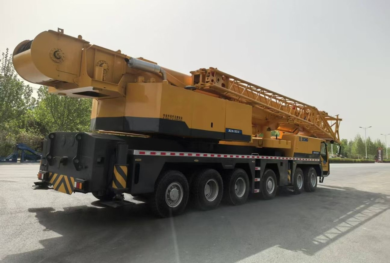 XCMG QY130K 130 ton 120 ton 140ton 150ton 160ton 200t truck crane - Автокран: фото 4 XCMG QY130K 130 ton 120 ton 140ton 150ton 160ton 200t truck crane - Автокран: фото 4