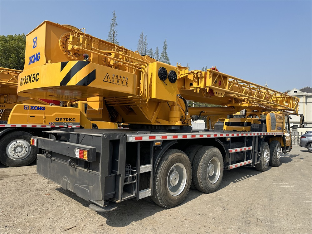 XCMG QY35K xct35l5 qy35k5c 35 ton truck crane - Автокран: фото 3 XCMG QY35K xct35l5 qy35k5c 35 ton truck crane - Автокран: фото 3