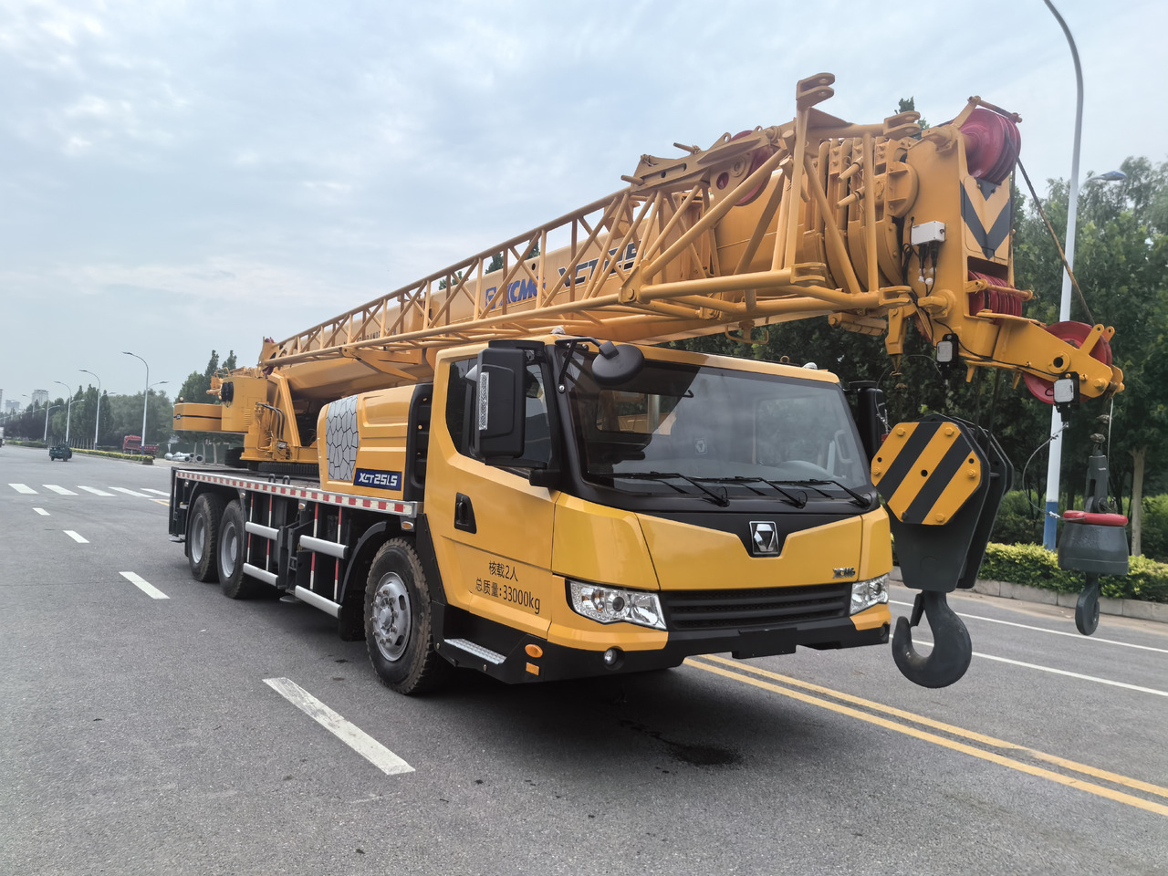 XCMG XCT25L5 QY25K5D QY25K5C QY25K5-I 25ton Used crane - Автокран: фото 2 XCMG XCT25L5 QY25K5D QY25K5C QY25K5-I 25ton Used crane - Автокран: фото 2