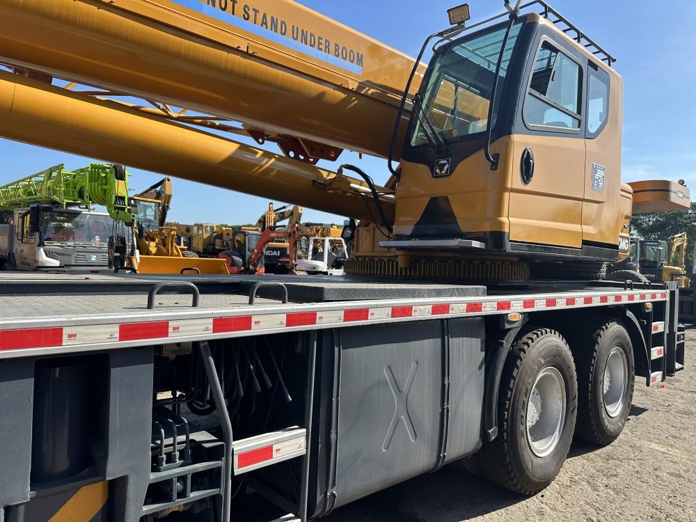 XCMG XCT55 XCT50 QY50KC QY50KA QY50K-II 25 ton 35 ton 40 ton 55 ton 50 ton 60 ton xcmg truck crane - Автокран: фото 5 XCMG XCT55 XCT50 QY50KC QY50KA QY50K-II 25 ton 35 ton 40 ton 55 ton 50 ton 60 ton xcmg truck crane - Автокран: фото 5