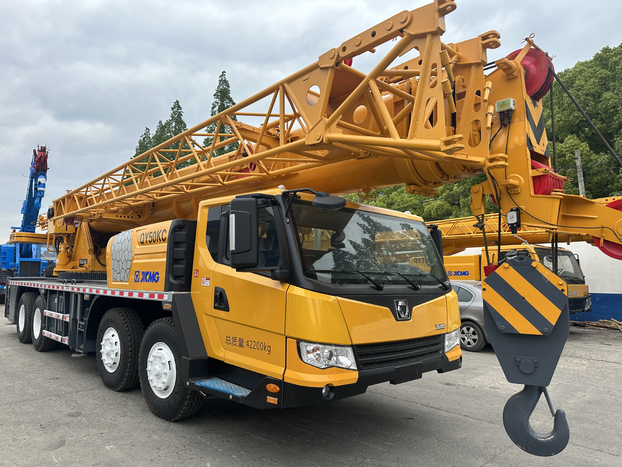 XCMG qy50kc xct55 qy55kc 50ton 55 ton 70 ton 85 ton 90 ton 100 ton 110 ton 130 ton truck crane - Автокран: фото 2 XCMG qy50kc xct55 qy55kc 50ton 55 ton 70 ton 85 ton 90 ton 100 ton 110 ton 130 ton truck crane - Автокран: фото 2