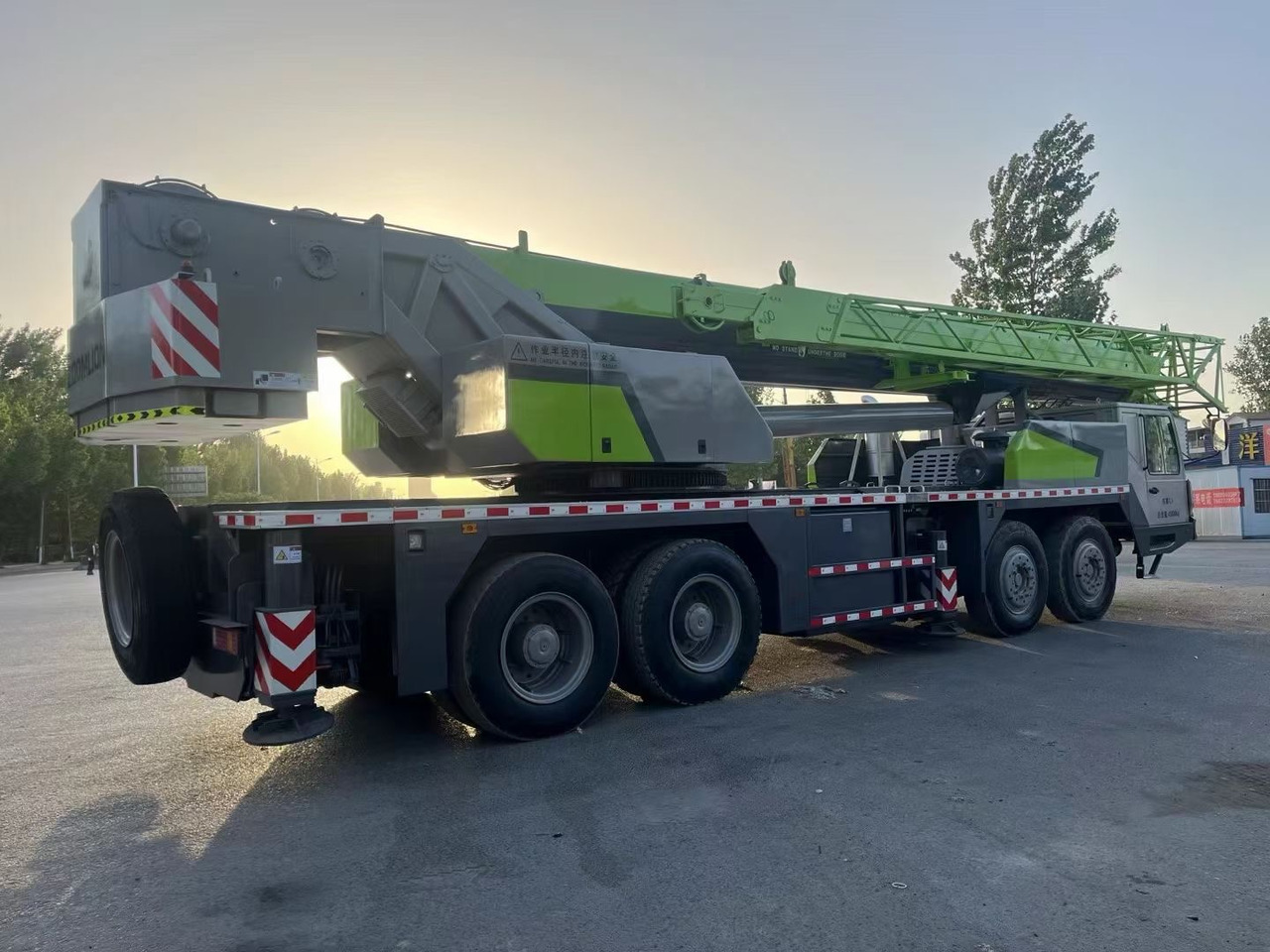 ZOOMLION ZTC700V 70 ton 80 ton ztc800v ztc1000v truck crane - Автокран: фото 3 ZOOMLION ZTC700V 70 ton 80 ton ztc800v ztc1000v truck crane - Автокран: фото 3