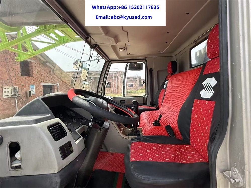 ZOOMLION ZTC700V - Автокран: фото 5 ZOOMLION ZTC700V - Автокран: фото 5