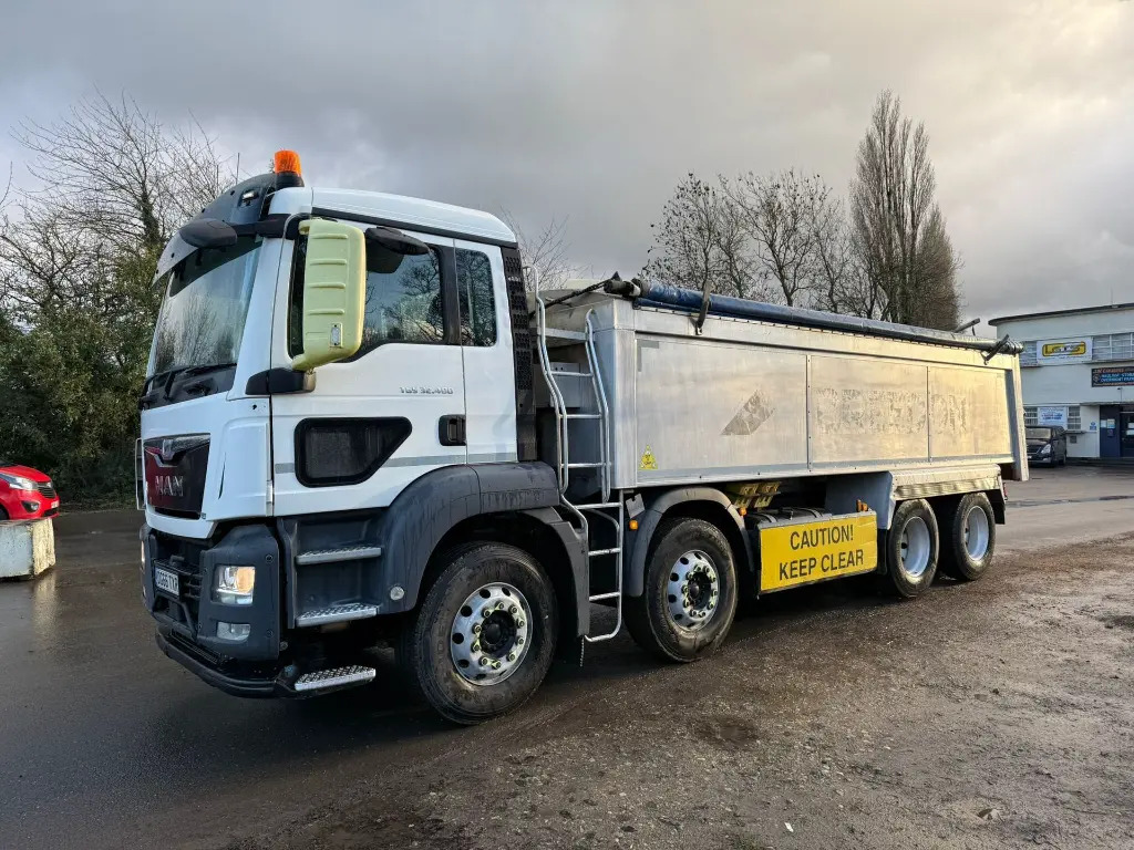 MAN TGS 32.400 Tipper 8x4 - RHD - Самоскид вантажівка: фото 2 MAN TGS 32.400 Tipper 8x4 - RHD - Самоскид вантажівка: фото 2