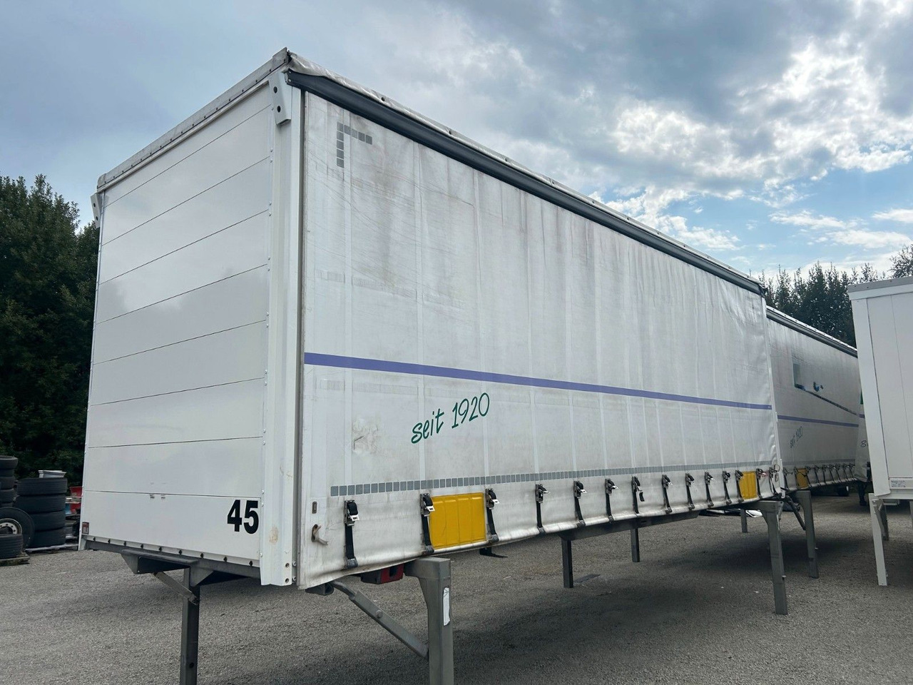 Wecon 4x Wechselpritschen Schiebeplane/Bordwand WP745S - Тентований кузов: фото 1 Wecon 4x Wechselpritschen Schiebeplane/Bordwand WP745S - Тентований кузов: фото 1