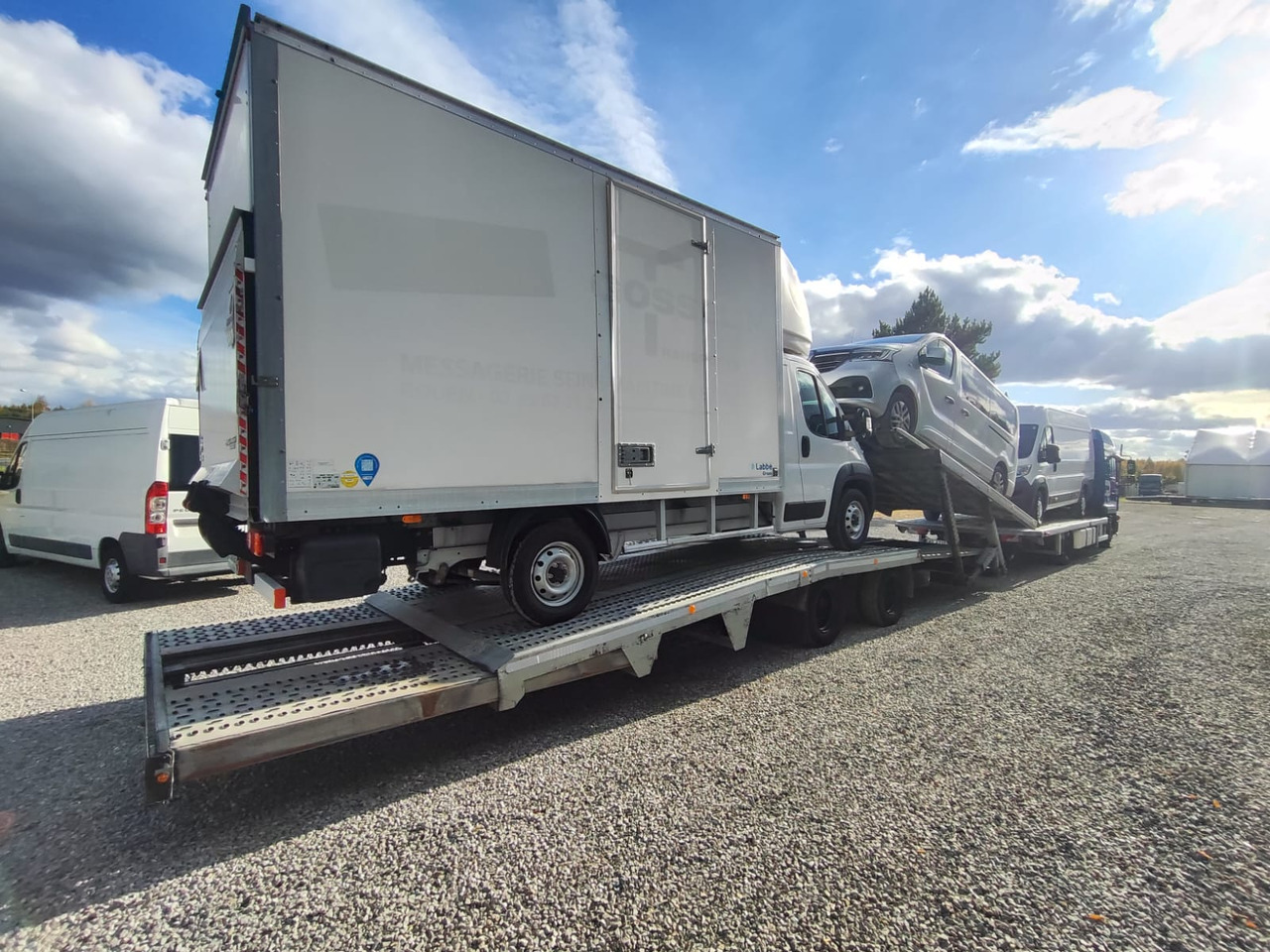 Автовоз вантажівка Для транспортування важкої техніки MAN TGL: фото 14