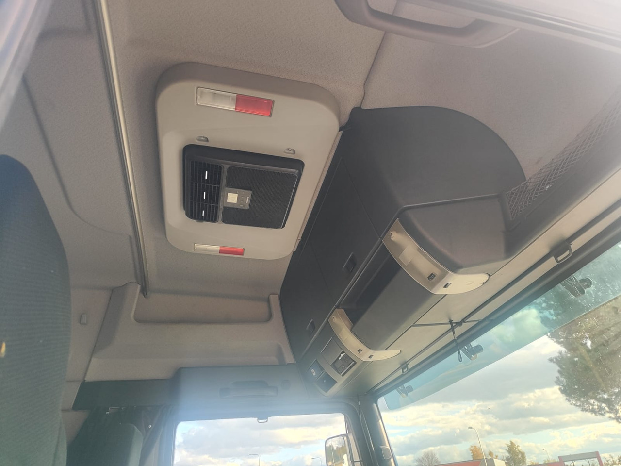 Автовоз вантажівка Для транспортування важкої техніки MAN TGL: фото 32