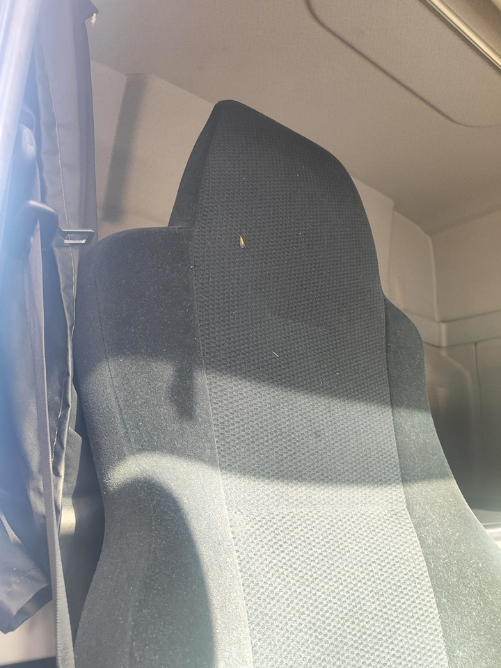 Автовоз вантажівка Для транспортування важкої техніки MAN TGL: фото 30