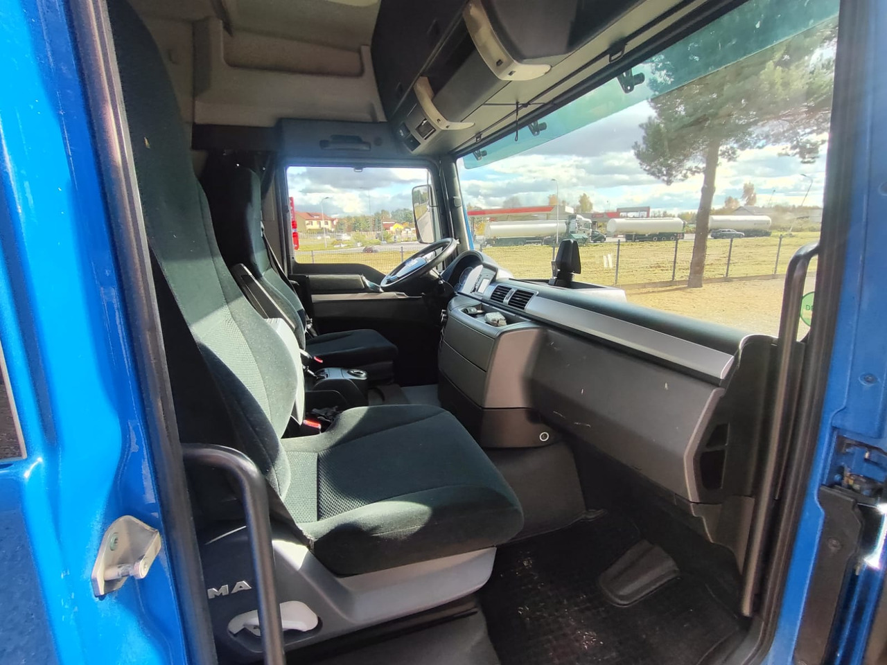 Автовоз вантажівка Для транспортування важкої техніки MAN TGL: фото 21