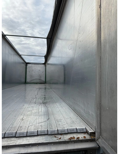 Kraker K-Force 10 mm floor - З рухомою підлогою напівпричіп: фото 5 Kraker K-Force 10 mm floor - З рухомою підлогою напівпричіп: фото 5