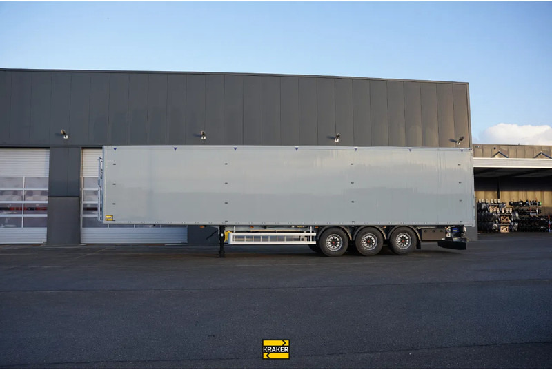 Kraker K-Force Fifth wheel 1250mm 90cbm 3 in stock - З рухомою підлогою напівпричіп: фото 2 Kraker K-Force Fifth wheel 1250mm 90cbm 3 in stock - З рухомою підлогою напівпричіп: фото 2
