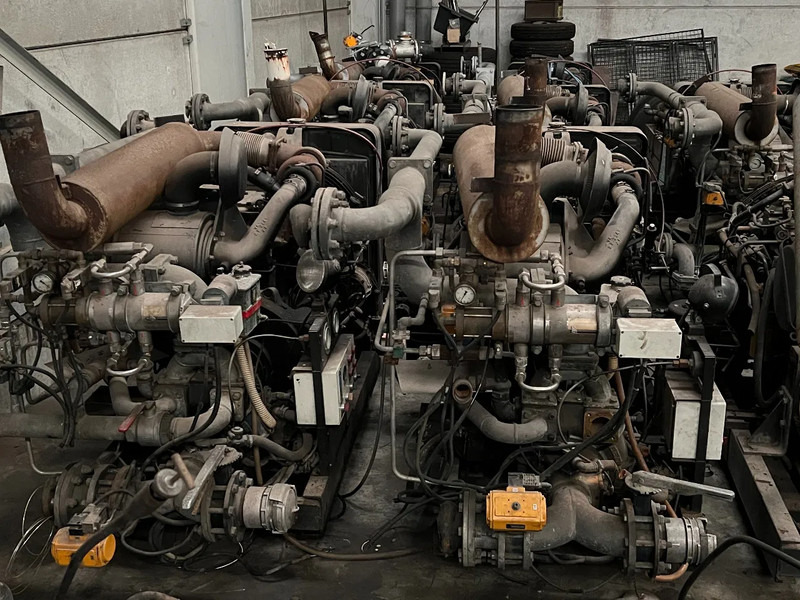 Caterpillar 3304 (EX POLICE WATERCANON ENGINE - LOW OPERATING HOURS) (4x in Stock) - Двигун: фото 2 Caterpillar 3304 (EX POLICE WATERCANON ENGINE - LOW OPERATING HOURS) (4x in Stock) - Двигун: фото 2