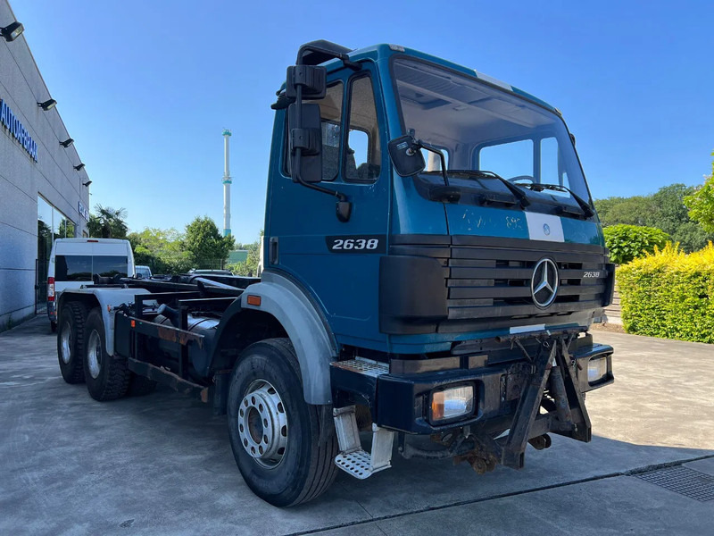 Mercedes-Benz SK 2638 V8 Ex-politie voertuig - Гаковий мультиліфт вантажівка: фото 3 Mercedes-Benz SK 2638 V8 Ex-politie voertuig - Гаковий мультиліфт вантажівка: фото 3