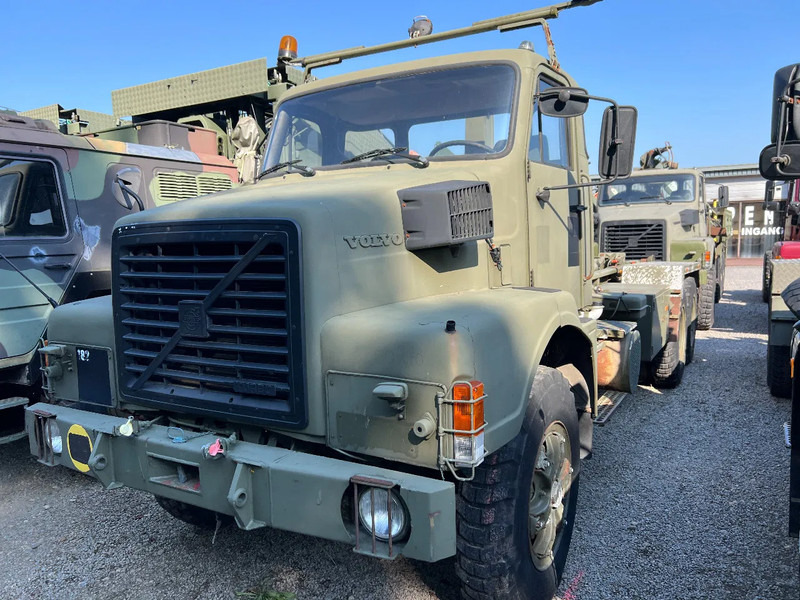 Volvo N 10 6X4 - HOOK CONTAINER (3x stock) - Вантажівка: фото 4 Volvo N 10 6X4 - HOOK CONTAINER (3x stock) - Вантажівка: фото 4