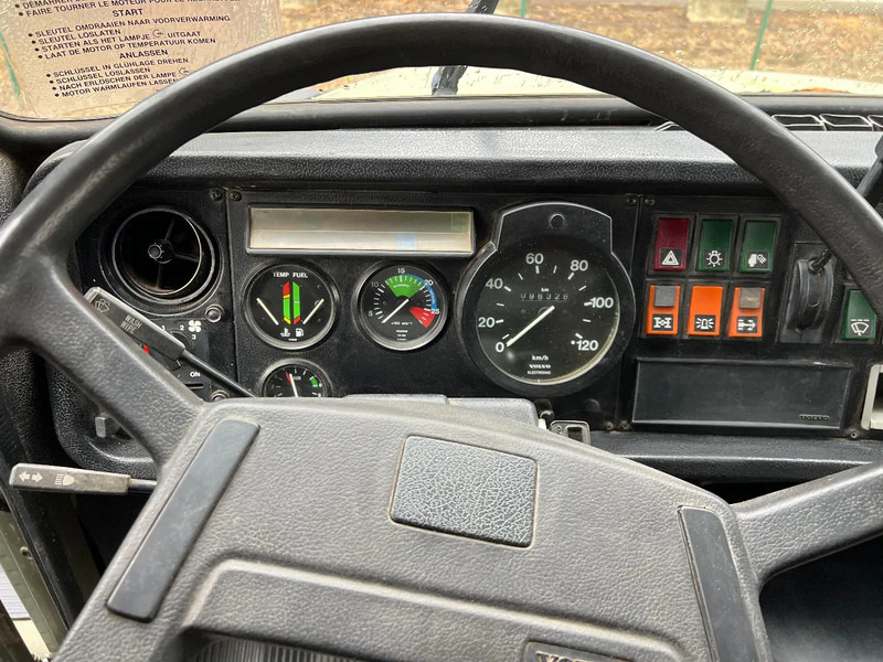 Volvo N 10 6X6 - DUMP - Вантажівка: фото 5 Volvo N 10 6X6 - DUMP - Вантажівка: фото 5