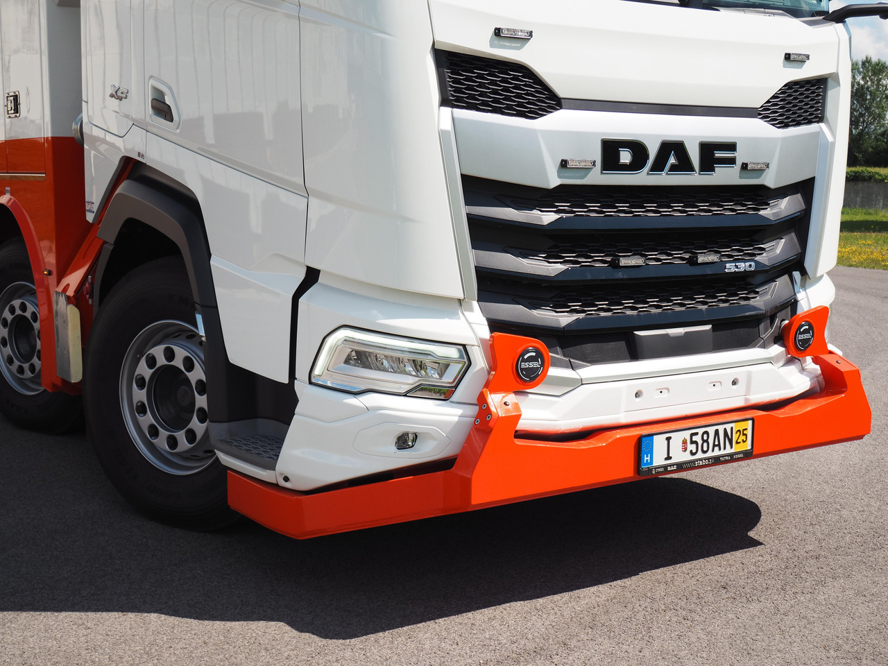 DAF530 FAD 8x4 T-REX 5- winches WHITE RHD - Евакуатор: фото 2 DAF530 FAD 8x4 T-REX 5- winches WHITE RHD - Евакуатор: фото 2