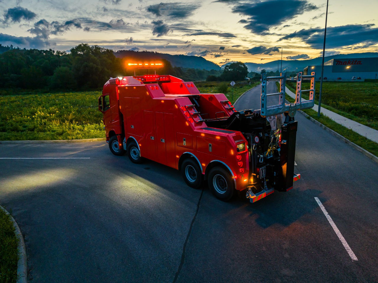 Volvo FH NEW ER4120 5 winches T-REX Volvo FH 540 8x4 WB6,0 White - Евакуатор: фото 3 Volvo FH NEW ER4120 5 winches T-REX Volvo FH 540 8x4 WB6,0 White - Евакуатор: фото 3