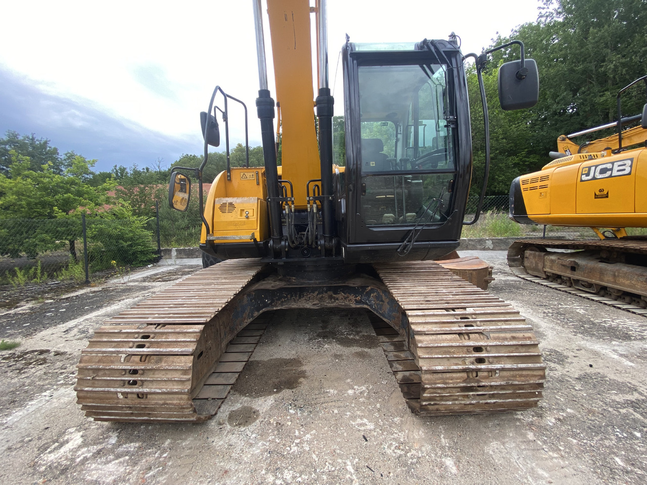 Гусеничний екскаватор JCB JS131: фото 27