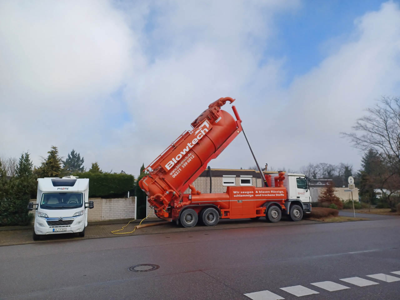 MERCEDES-BENZ Naaktgeboren Vacu-Press 8000 High-Lift V2A less km+hours! - Асенізатори: фото 4 MERCEDES-BENZ Naaktgeboren Vacu-Press 8000 High-Lift V2A less km+hours! - Асенізатори: фото 4