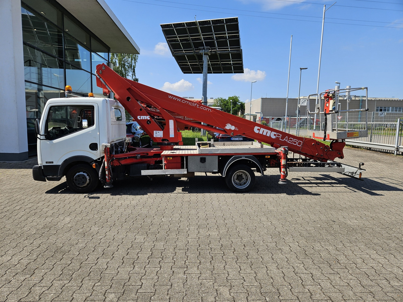 Nissan Cabstar CMC PLA 250 - 25m TOP nur 420 Stunden! - Автовишка: фото 1 Nissan Cabstar CMC PLA 250 - 25m TOP nur 420 Stunden! - Автовишка: фото 1