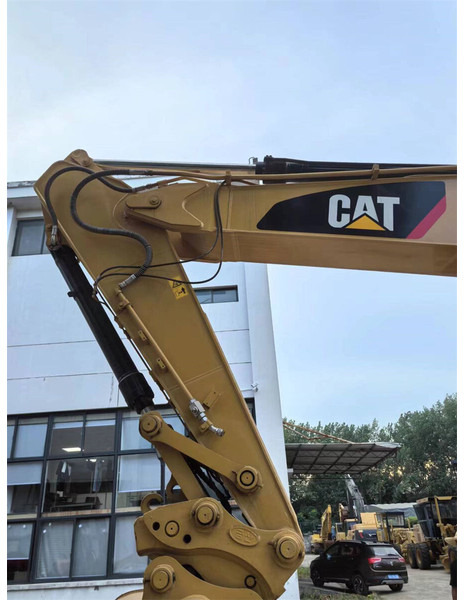Гусеничний екскаватор Caterpillar 320D2: фото 11 Гусеничний екскаватор Caterpillar 320D2: фото 11