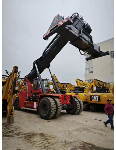 Kalmar DRF450 - Річстакер: фото 3 Kalmar DRF450 - Річстакер: фото 3