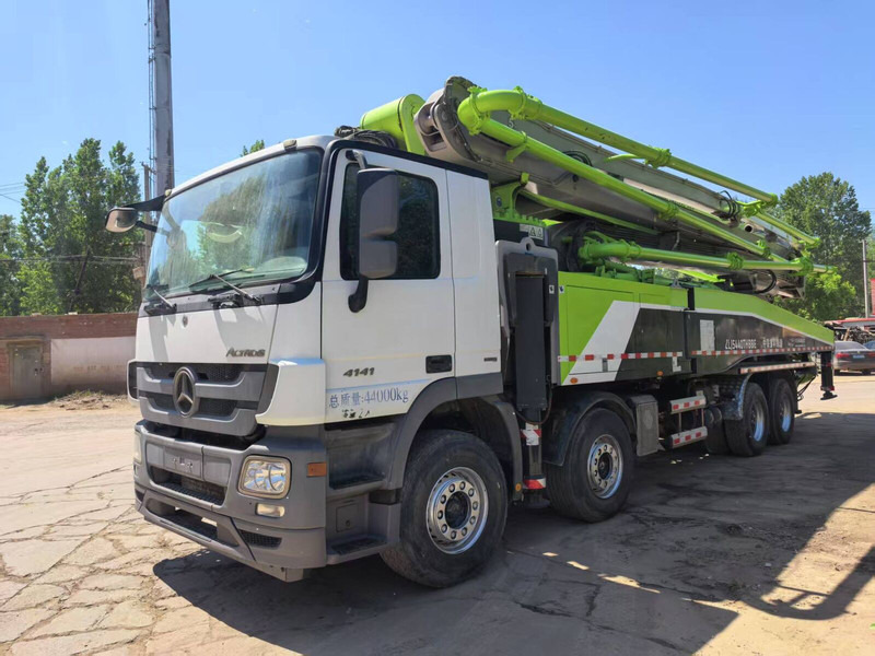 Mercedes-Benz Actros - Стаціонарний бетононасос: фото 4 Mercedes-Benz Actros - Стаціонарний бетононасос: фото 4