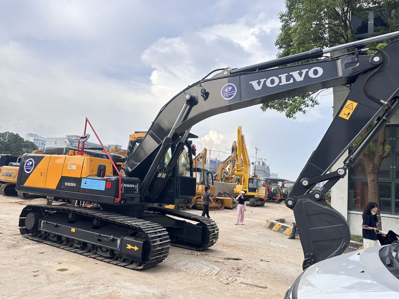 Volvo EC210DL - Гусеничний екскаватор: фото 2 Volvo EC210DL - Гусеничний екскаватор: фото 2