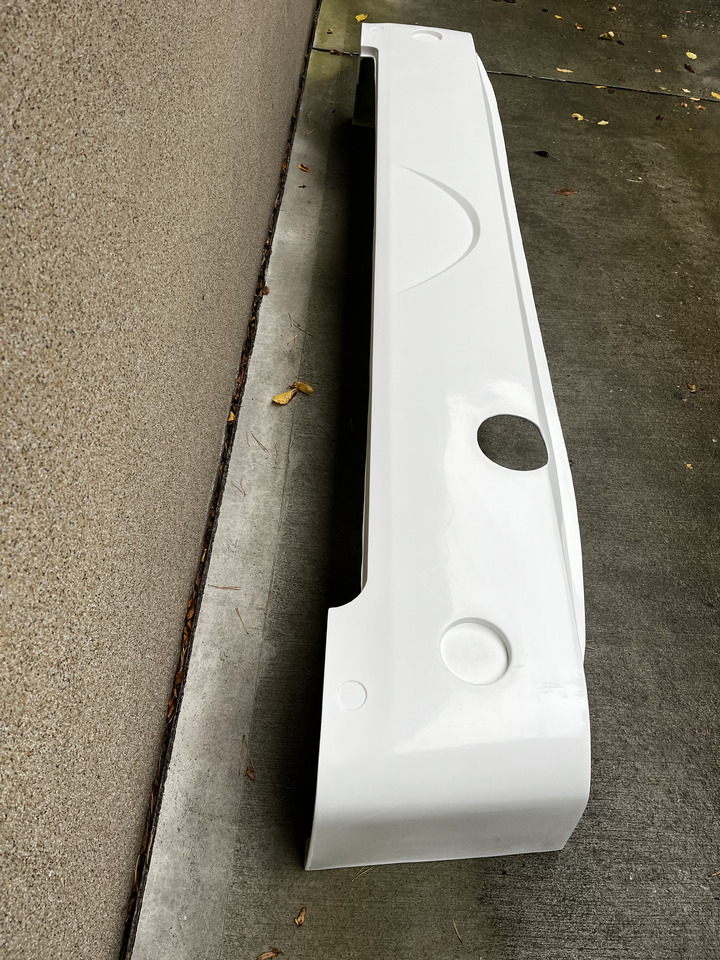 SCANIA IRIZAR NEW CENTURY zderzak tylny Zderzak tylny Scania IRIZAR NEW CENTURY - Бампер в категорії Туристичні автобуси: фото 1 SCANIA IRIZAR NEW CENTURY zderzak tylny Zderzak tylny Scania IRIZAR NEW CENTURY - Бампер в категорії Туристичні автобуси: фото 1