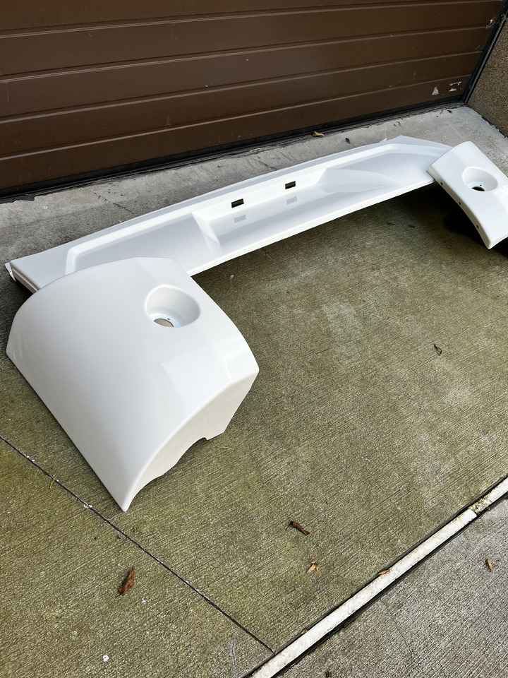 Zderzak tylny VOLVO 9500 9700 9900 VOLVO 9500 9700 9900 - Бампер в категорії Туристичні автобуси: фото 3 Zderzak tylny VOLVO 9500 9700 9900 VOLVO 9500 9700 9900 - Бампер в категорії Туристичні автобуси: фото 3