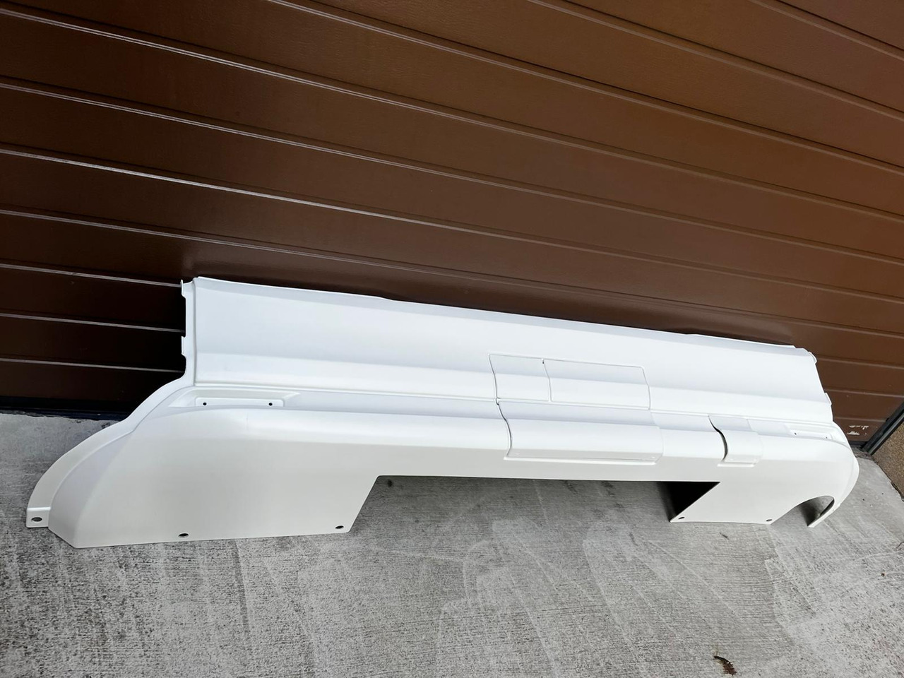 Zderzak tylny środkowy MAN LION'S COACH euro 6 MAN Lions Coach euro 6 - Бампер в категорії Автобуси: фото 2 Zderzak tylny środkowy MAN LION'S COACH euro 6 MAN Lions Coach euro 6 - Бампер в категорії Автобуси: фото 2