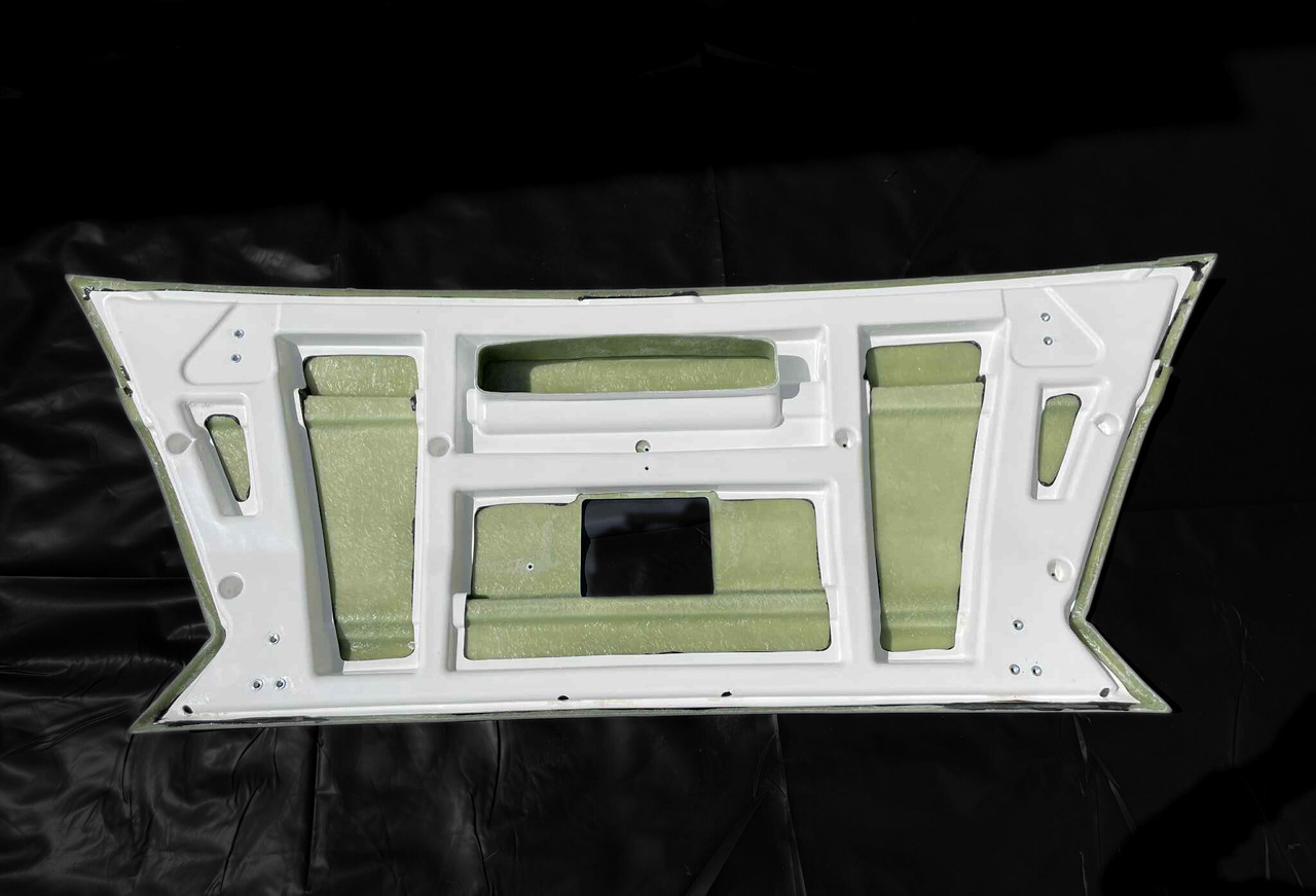 Zderzak przedni środkowy MAN LION'S COACH EURO 6 MAN Lion’s Coach Euro 6 - Бампер в категорії Туристичні автобуси: фото 2 Zderzak przedni środkowy MAN LION'S COACH EURO 6 MAN Lion’s Coach Euro 6 - Бампер в категорії Туристичні автобуси: фото 2