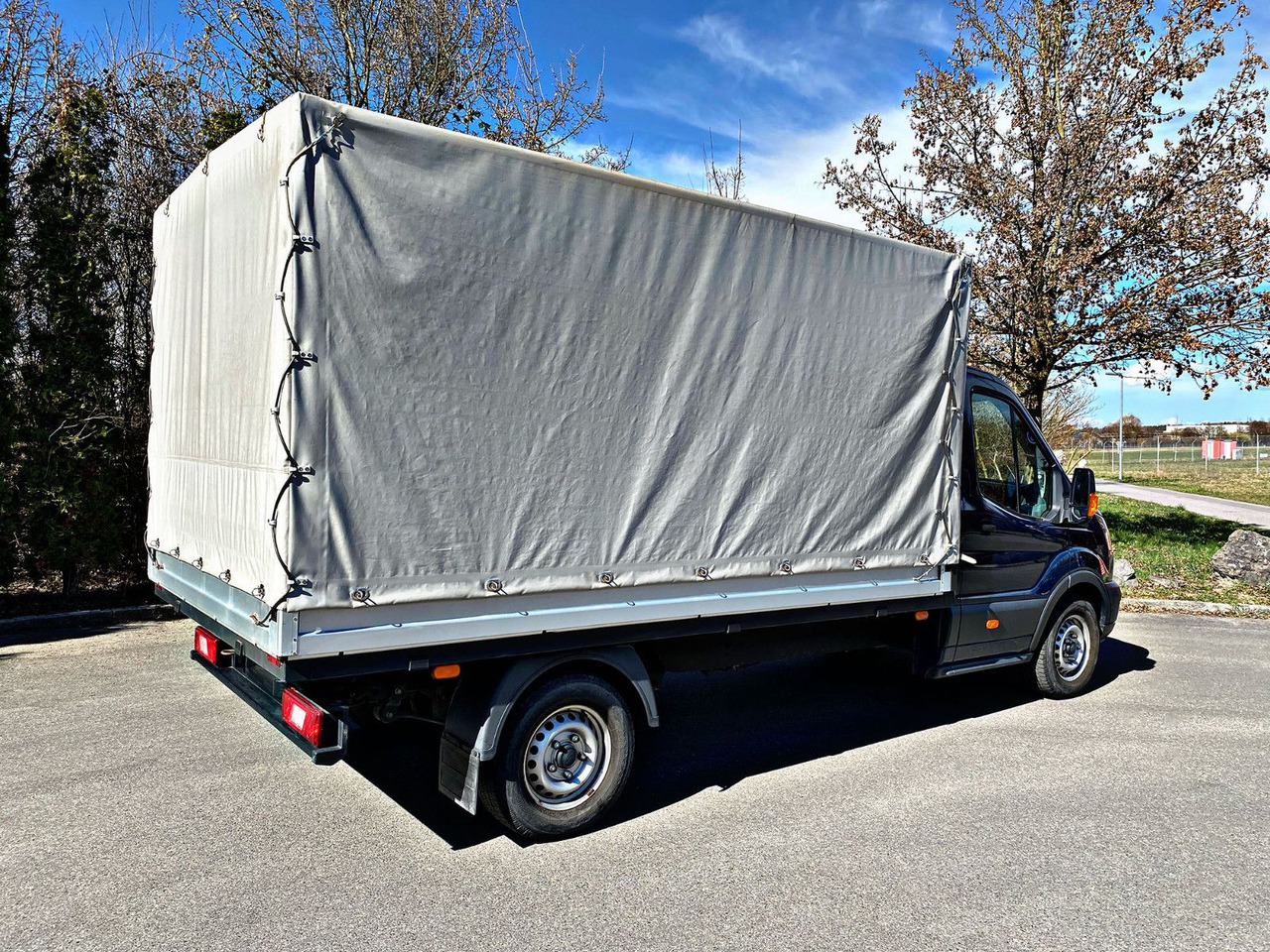 Ford Pritsche Plane L3 Einzelkabine|4x4|Standheizung - Тентований фургон: фото 3 Ford Pritsche Plane L3 Einzelkabine|4x4|Standheizung - Тентований фургон: фото 3