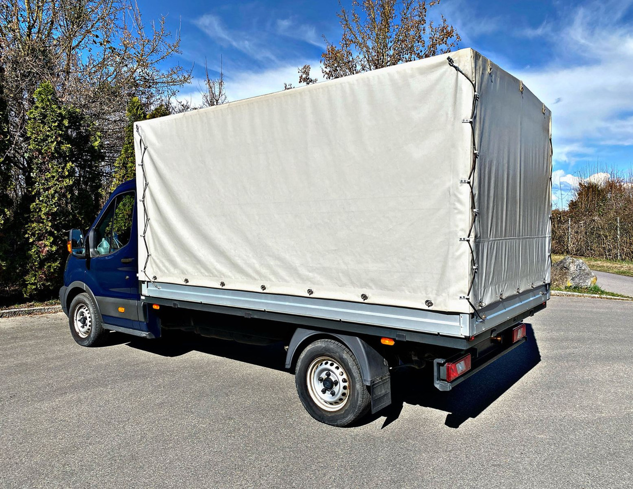 Ford Pritsche Plane L3 Einzelkabine|4x4|Standheizung - Тентований фургон: фото 5 Ford Pritsche Plane L3 Einzelkabine|4x4|Standheizung - Тентований фургон: фото 5
