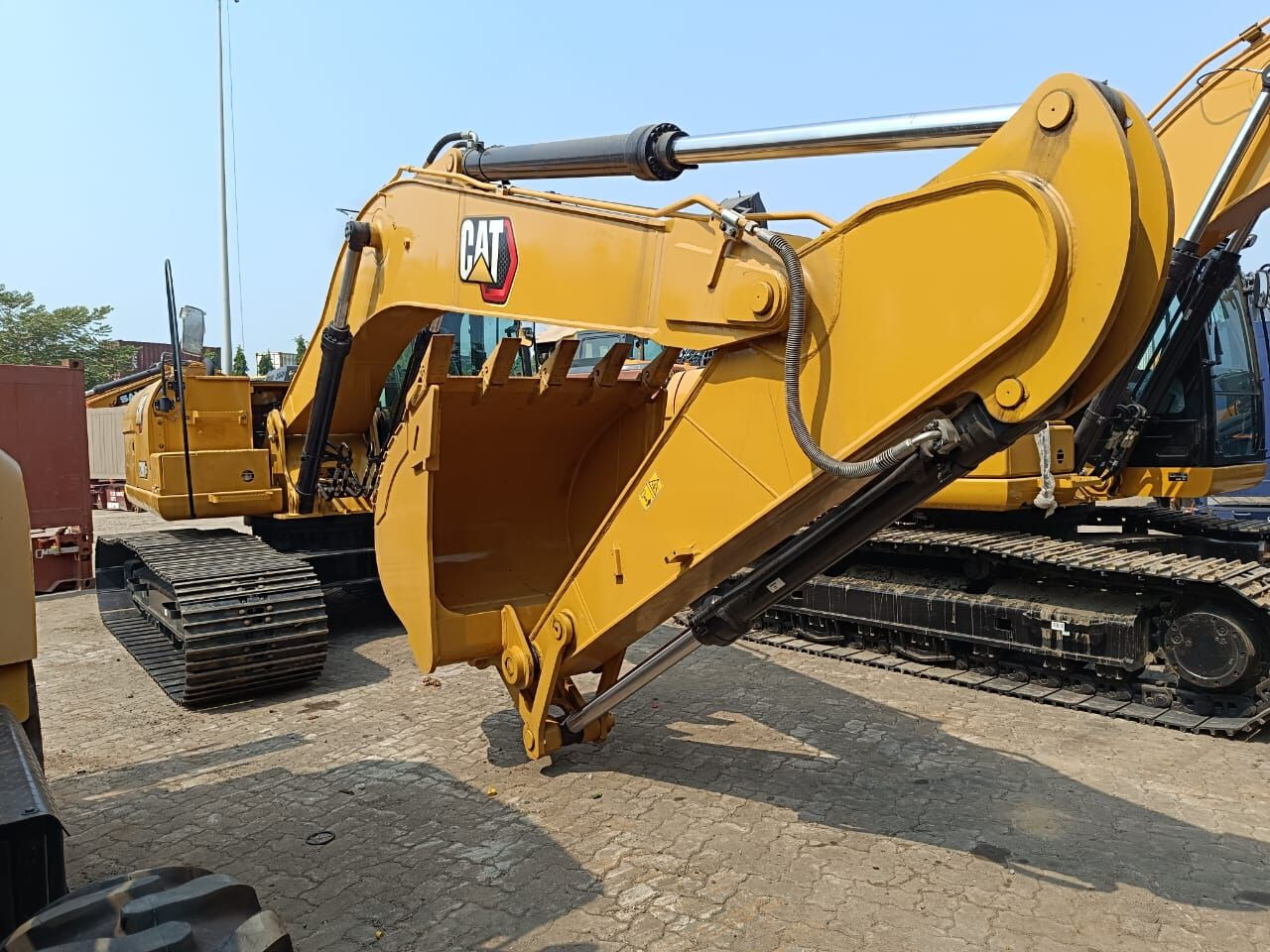 New Caterpillar 320D3GC tracked excavator - Гусеничний екскаватор: фото 1 New Caterpillar 320D3GC tracked excavator - Гусеничний екскаватор: фото 1