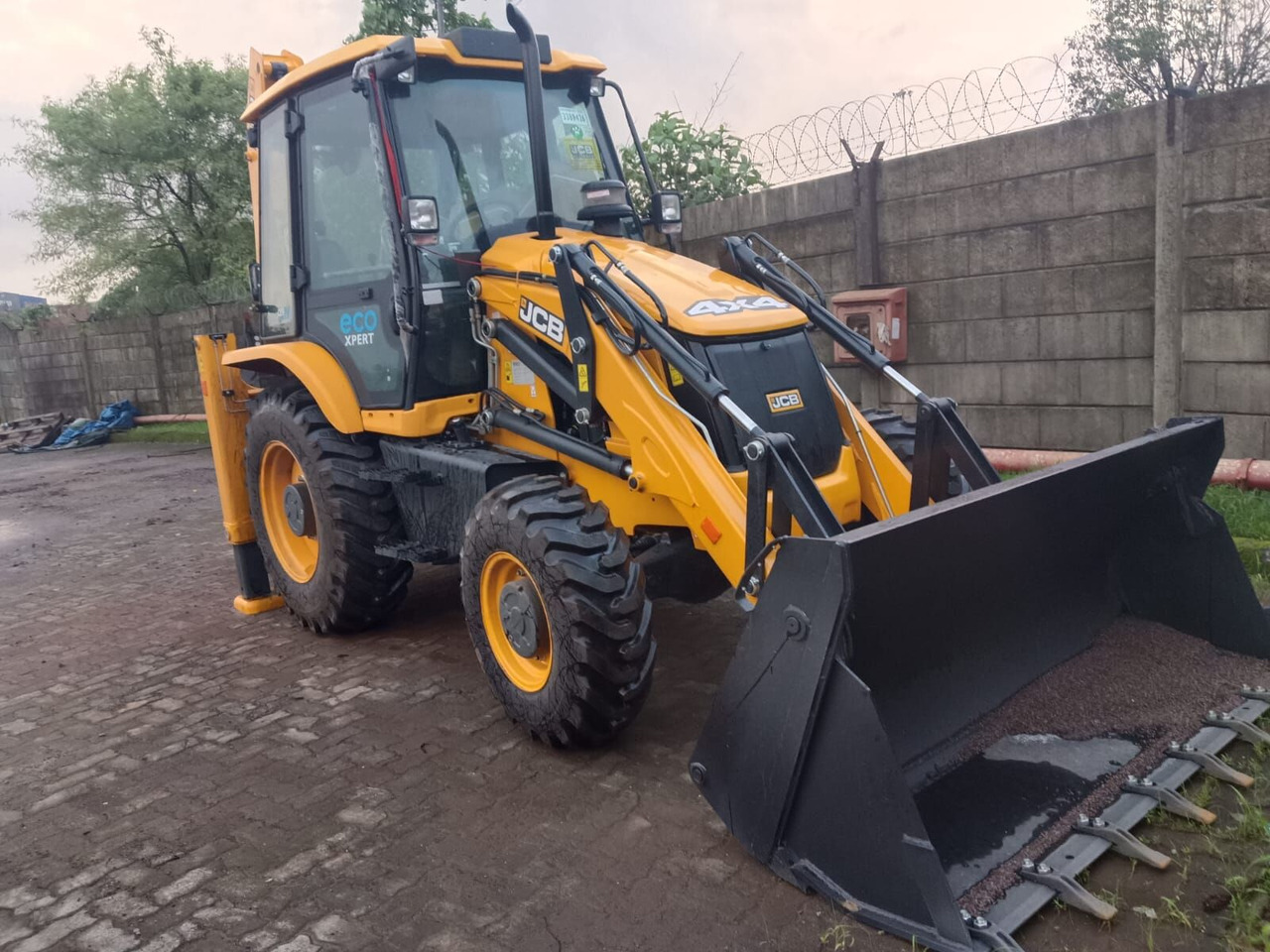 New JCB 3DX backhoe loader - Екскаватор-навантажувач: фото 2 New JCB 3DX backhoe loader - Екскаватор-навантажувач: фото 2