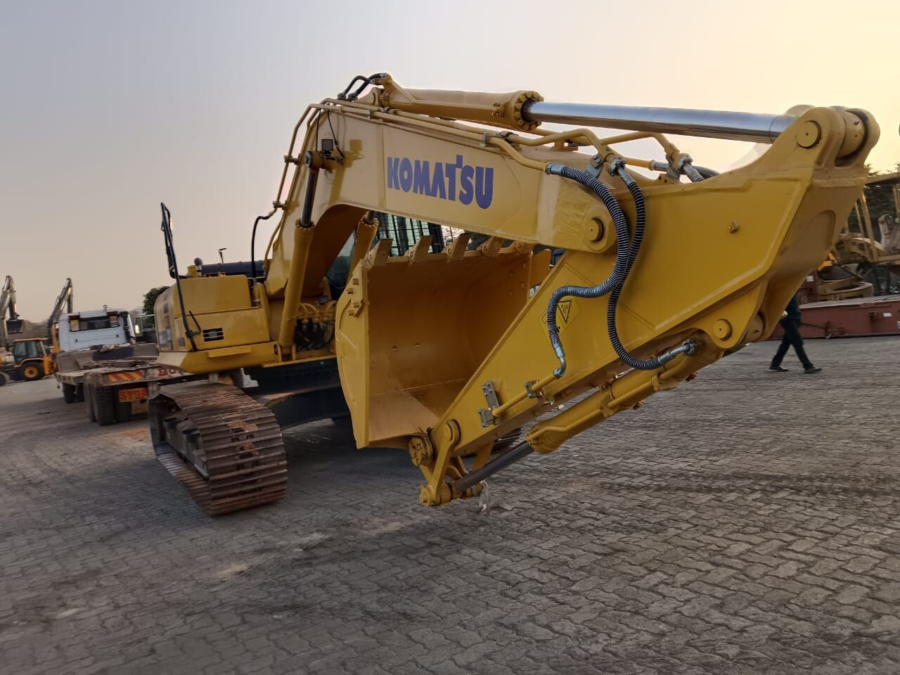 New Komatsu PC210 tracked excavator - Гусеничний екскаватор: фото 4 New Komatsu PC210 tracked excavator - Гусеничний екскаватор: фото 4